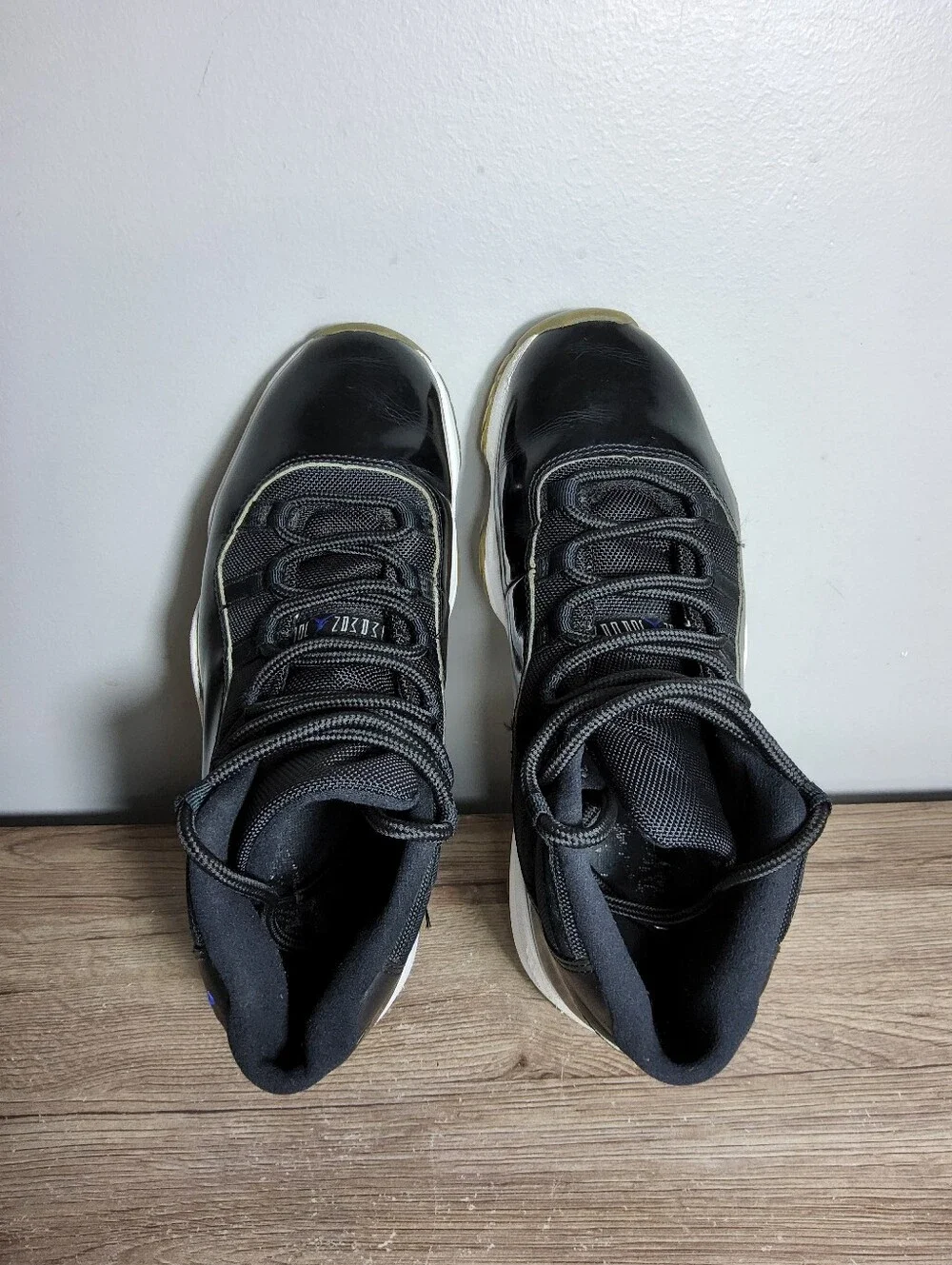 Nike Air Jordan 11 Retro Space Jam Black Blue Mens Size 10